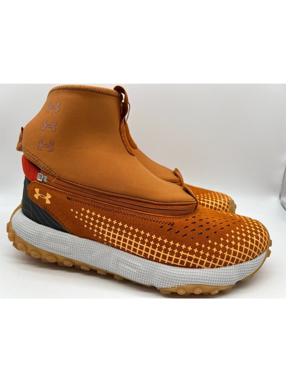 Under Armour HOVR Summit Fat Tire Delta 3024921-800 Men Size 10 NEW